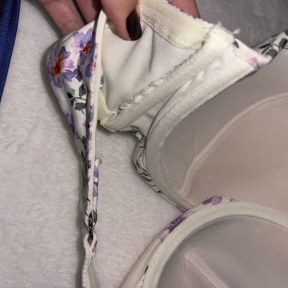 Bikini Top 💜 - Picture 3 of 3